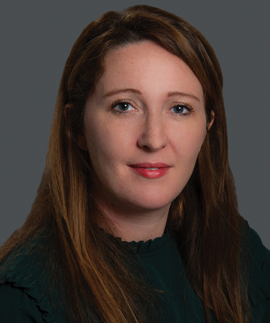 Nina Moffatt headshot