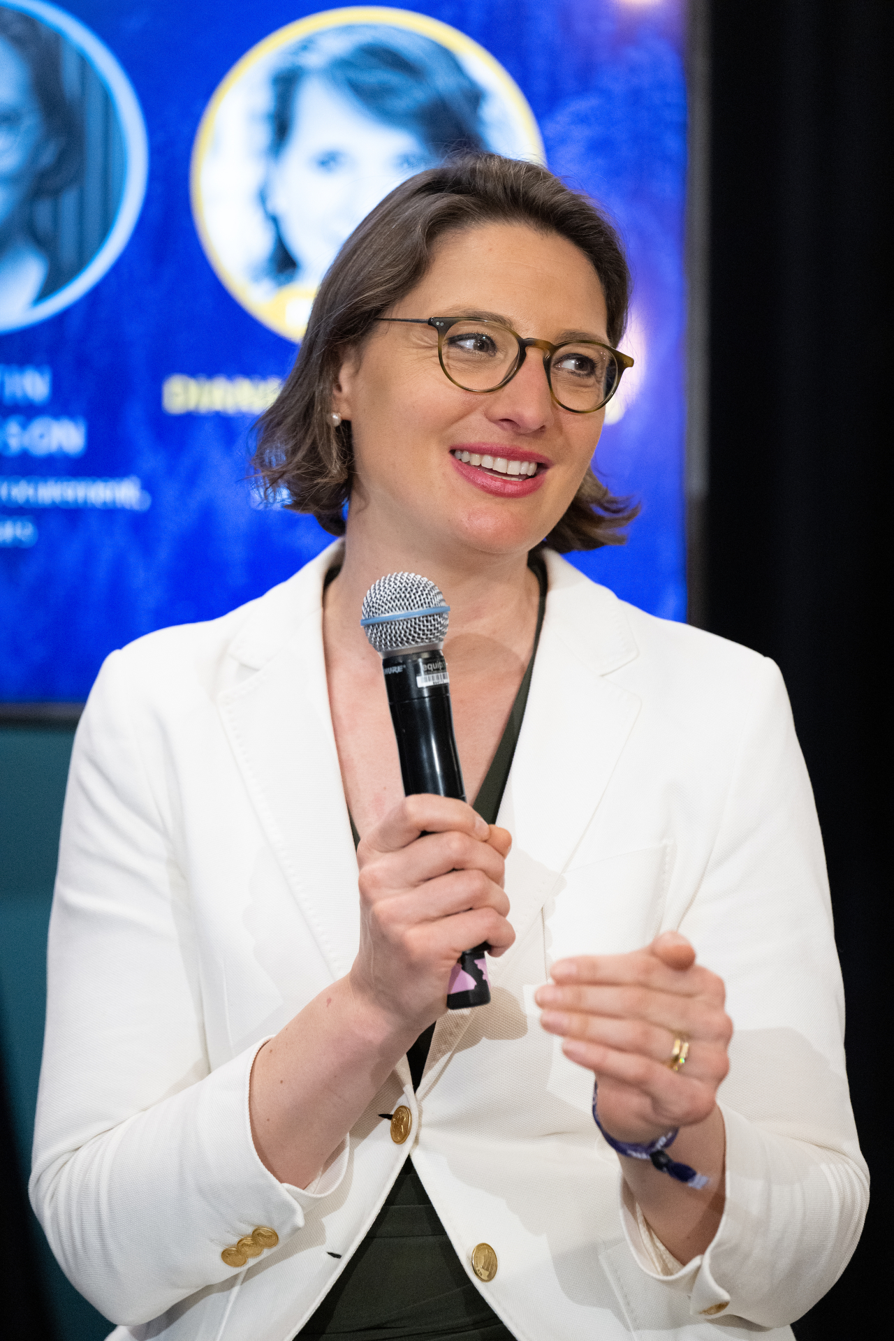 Blockchain Central Davos (January 2022) photo 722