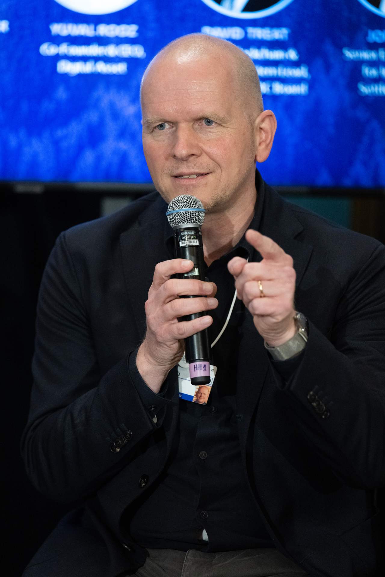 Blockchain Central Davos (January 2022) photo 980