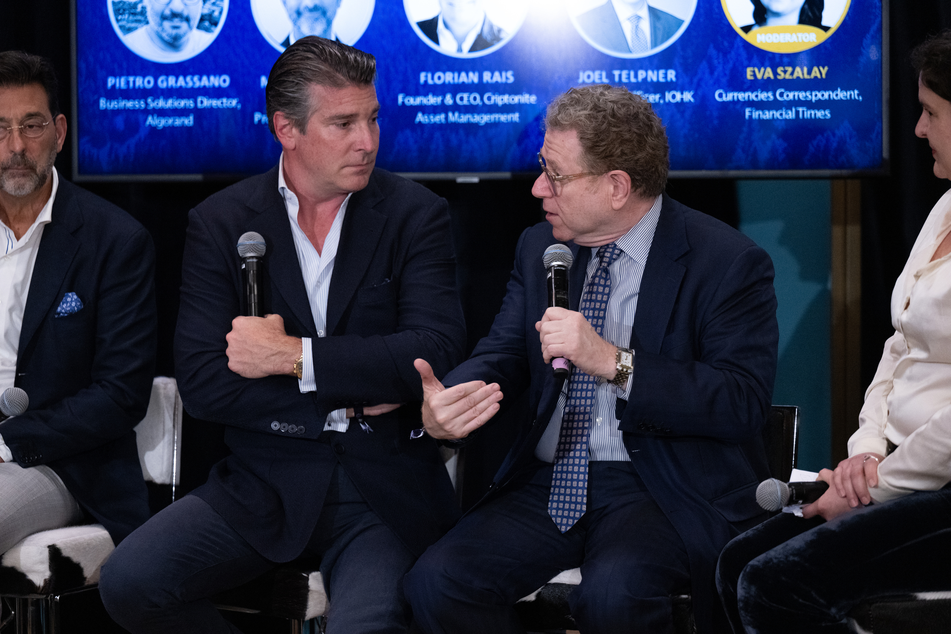 Blockchain Central Davos (January 2022) photo 933