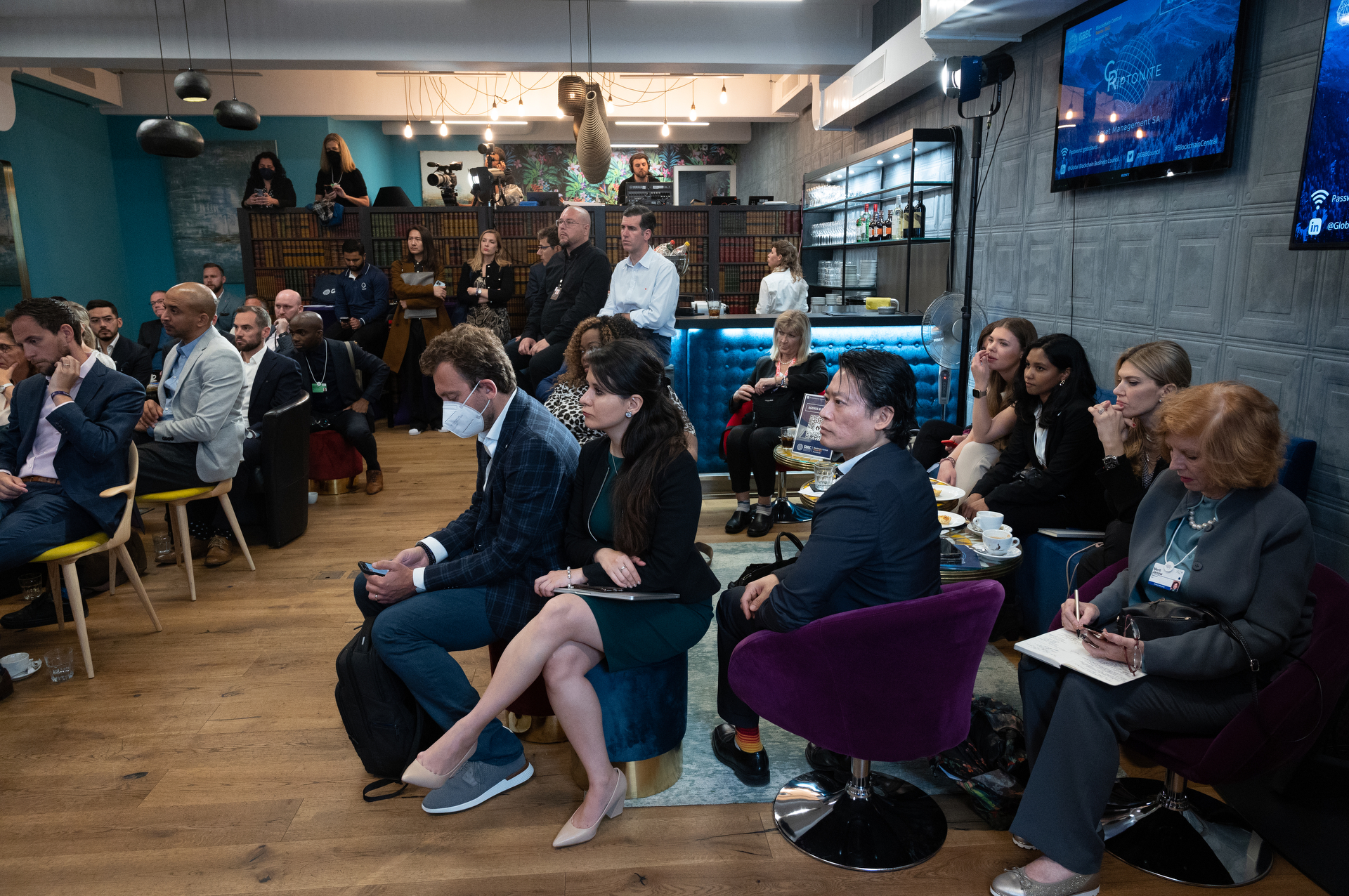 Blockchain Central Davos (January 2022) photo 621