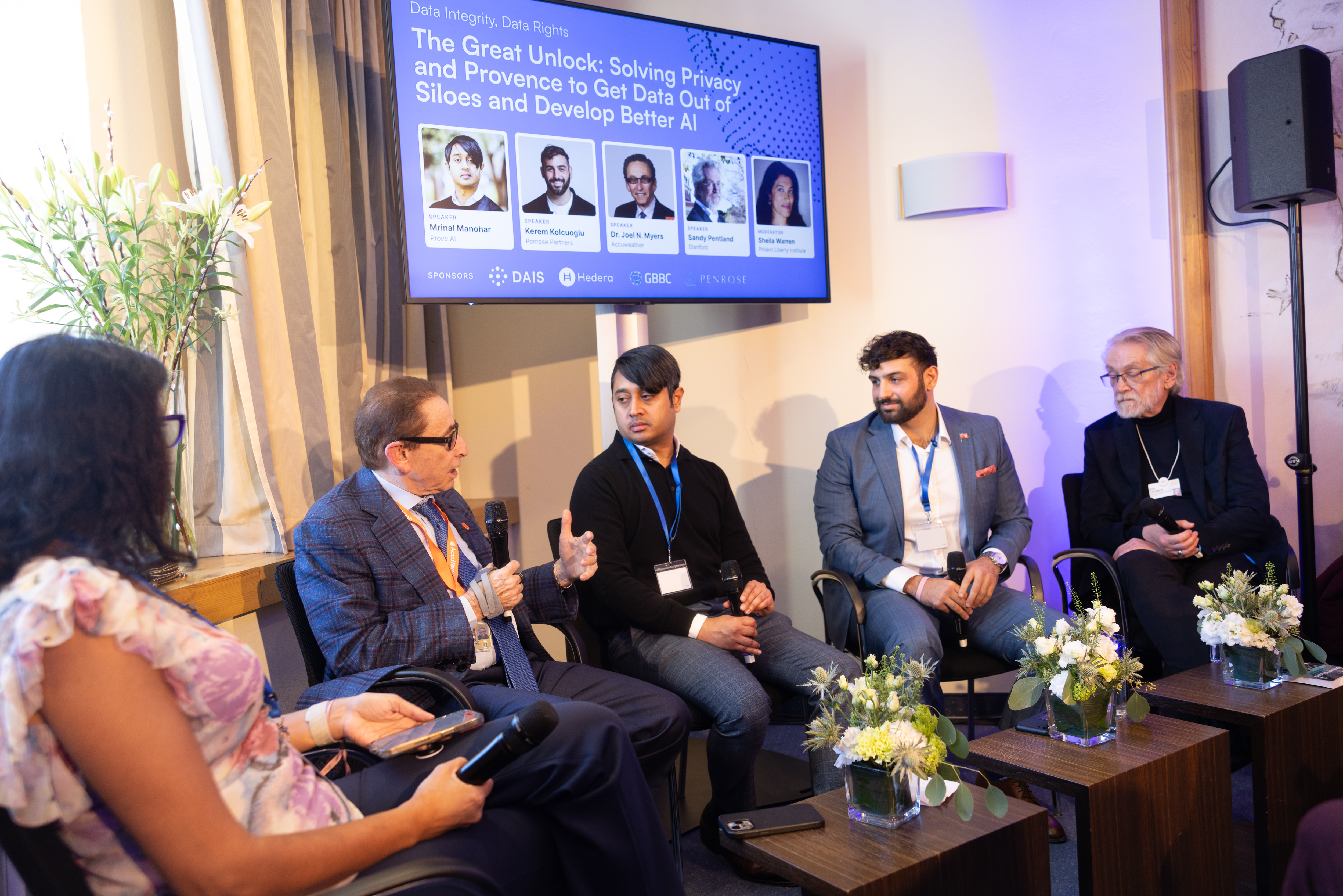 Blockchain Central Davos (January 2025) photo 382