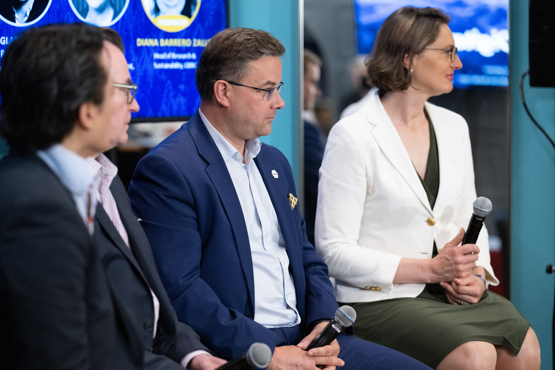 Blockchain Central Davos (January 2022) photo 712