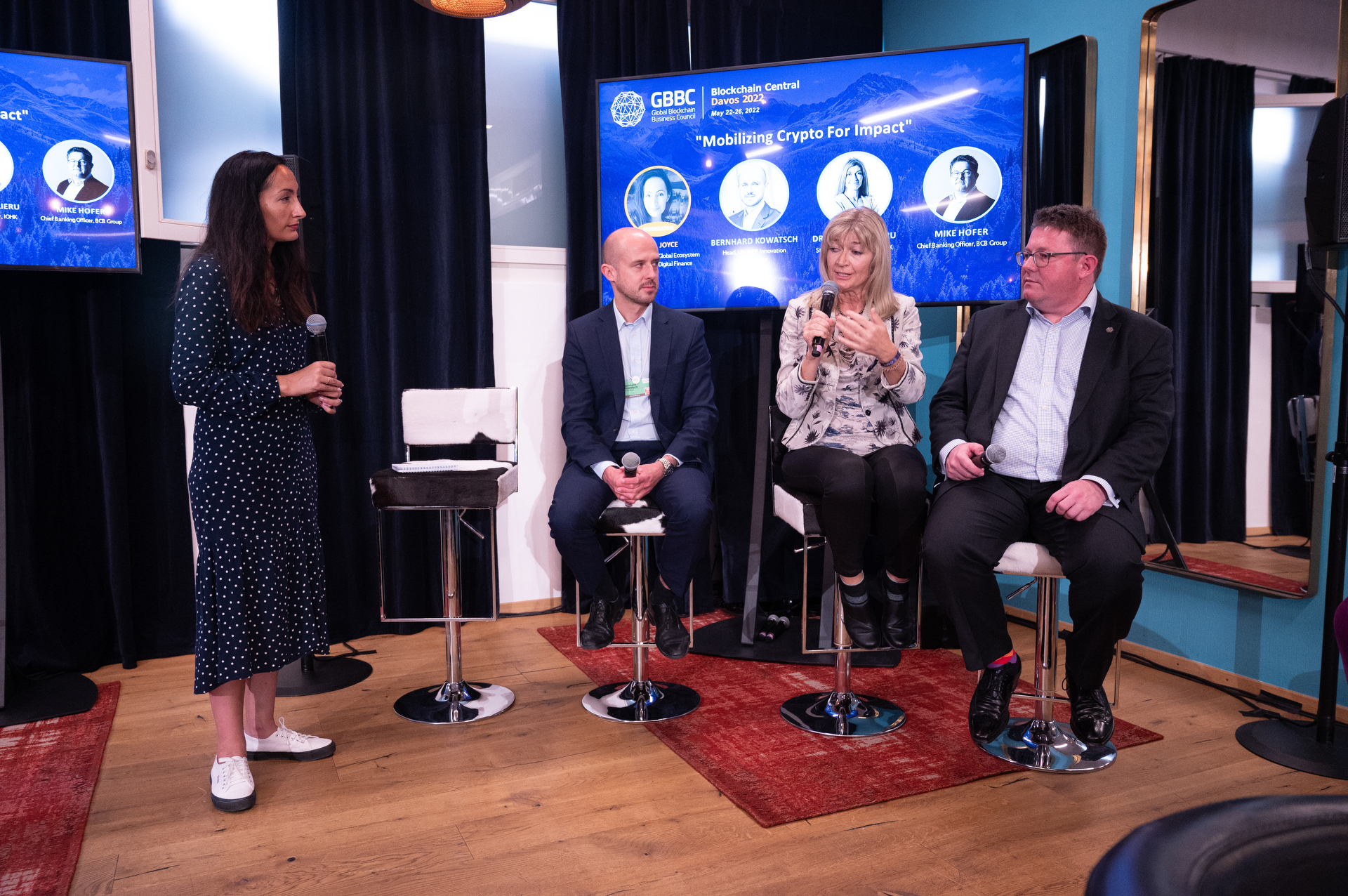 Blockchain Central Davos (January 2022) photo 640