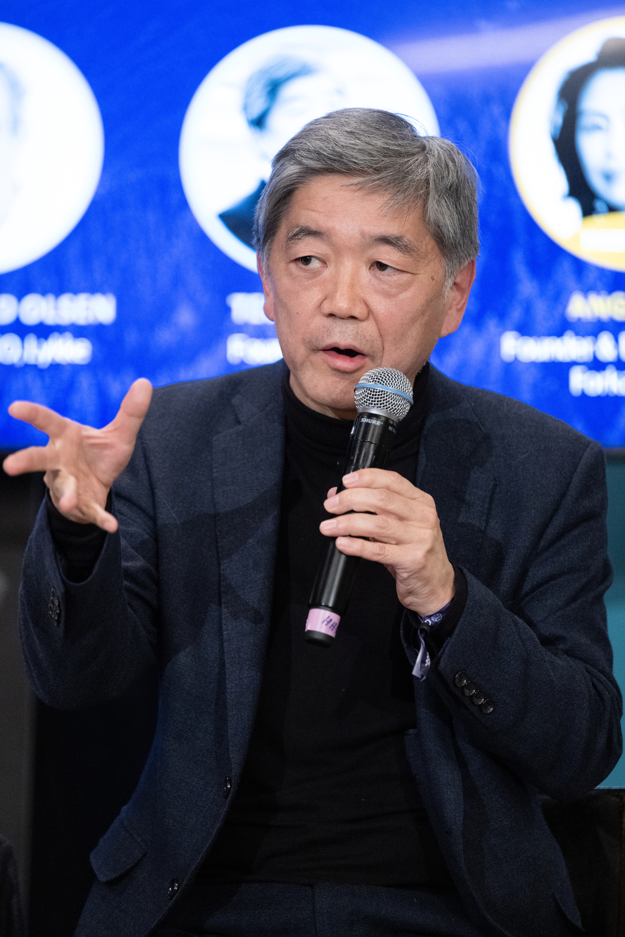 Blockchain Central Davos (January 2022) photo 815